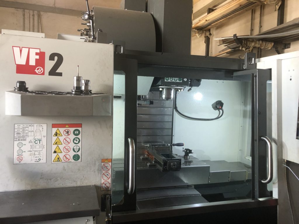 Dreiachsen VF2 CNC Fräse